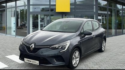 Używany Renault Clio V Zen 91 KM (66 kW) 2021 Szary Sedan/Limuzyna