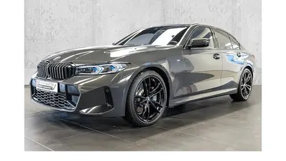 Grau Gebraucht 2022 BMW 330 Performance Limousine | 44.900 € (Fairer Preis)