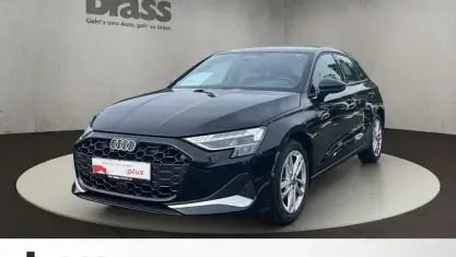 Gebraucht Audi A3 Comfort 150 PS (110 kW) 2025 Mythosschwarz metallic Kombi