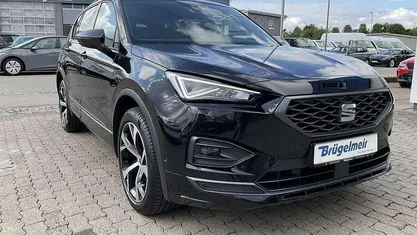"deep" schwarz perleffekt Gebraucht 2023 Seat Tarraco 4Drive SUV | 34.890 € (Fairer Preis)