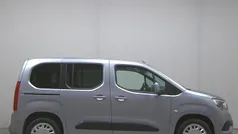 Grau Gebraucht 2020 Opel Combo Life Edition Van / Kleinbus | 9.980 € (Fairer Preis)