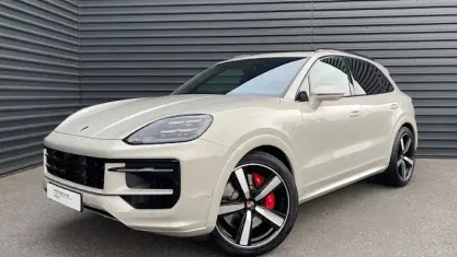 Gebraucht Porsche Cayenne 474 PS (348 kW) 2025 Beige SUV