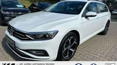 Weiß Gebraucht 2021 VW Passat Business Kombi | 29.790 € (Fairer Preis)