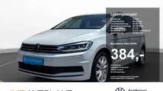 Oryxweiß perlmutteffekt Gebraucht 2024 VW Touran Move Van / Kleinbus | 34.100 € (Guter Preis)
