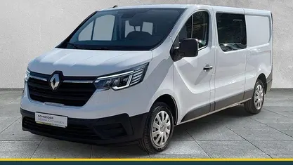 Gebraucht Renault Trafic Komfort 131 PS (96 kW) 2022 Weiß Van / Kleinbus
