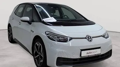 Gebraucht VW ID.3 Pro 150 kW (204 PS) 2022 Gletscherweiß metallic / dach schwarz Kleinwagen