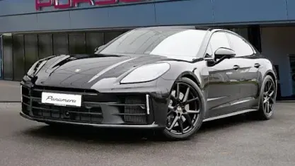 Neu Porsche Panamera 4 E-Hybrid 470 PS (345 kW) 2026 Schwarz Kleinwagen