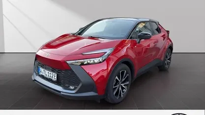 Emotional red 2 (3u5)/ black ( Gebraucht 2024 Toyota C-HR Team SUV | 32.990 € (Guter Preis)