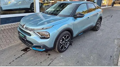 Gebraucht Citroën e-C4 Shine 100 kW (136 PS) 2021 Blau Limousine