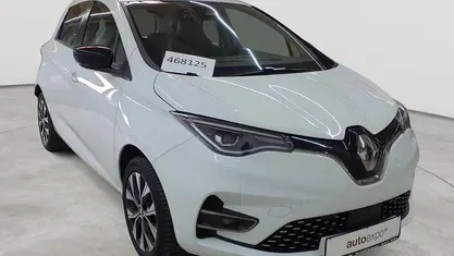 Gebraucht Renault Zoe Evolution 100 kW (136 PS) 2023 Arktisweiß Kleinwagen