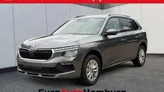 Graphitegrau metallic/grau Neu 2025 Skoda Kamiq Selection SUV | 26.580 € (Fairer Preis)