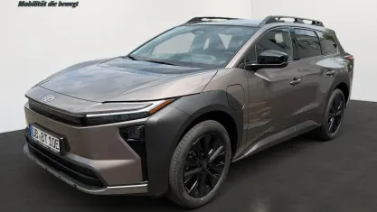 Gebraucht Toyota bZ4X Lounge 280 kW (381 PS) 2026 Brilliant bronze SUV