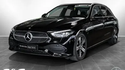 Gebraucht Mercedes C220 Avantgarde 200 PS (147 kW) 2022 Unilack schwarz Kombi