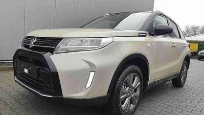 Beige / dach schwarz Neu 2025 Suzuki Vitara Comfort+ SUV | 26.700 € (Fairer Preis)