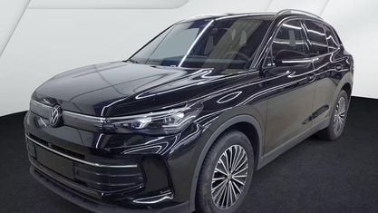 Używany VW Tiguan Life 150 KM (110 kW) 2025 Czarny SUV