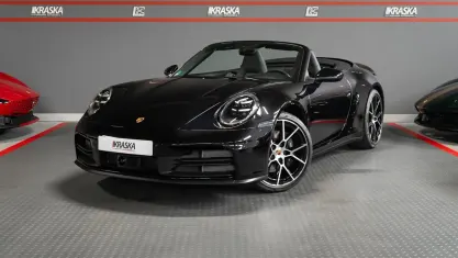 Usata Porsche 911 Carrera Chrono 394 CV (289 kW) 2024 Nero Cabrio