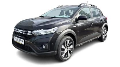 Używany Dacia Sandero Expression 91 KM (66 kW) 2025 Czarny Hatchback