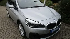 Silber Gebraucht 2018 BMW 218 Active Tourer Advantage Van / Kleinbus | 13.950 € (Fairer Preis)