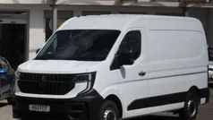 Gebraucht 2024 Renault Master Van | 34.035 € (Guter Preis)