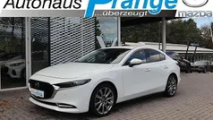 Arctic white Gebraucht 2021 Mazda 3 Selection Limousine | 21.985 € (Fairer Preis)