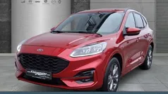 Rot Gebraucht 2020 Ford Kuga ST-Line X SUV | 22.990 € (Fairer Preis)
