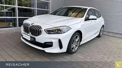 Alpinweiß uni Gebraucht 2022 BMW 118 Comfort Edition Kleinwagen | 23.990 € (Fairer Preis)