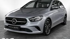 Metalliclack hightechsilber Gebraucht 2024 Mercedes B200 Progressive Van / Kleinbus | 31.970 € (Guter Preis)