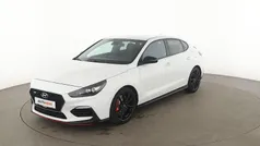 Weiß Gebraucht 2019 Hyundai i30 N Performance Limousine | 20.920 € (Fairer Preis)