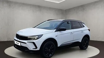Gebraucht Opel Grandland X S 131 PS (96 kW) 2023 Jade weiß (sl) SUV