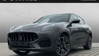 Gebraucht Maserati Grecale 300 PS (220 kW) 2025 Grau (grigio lava) SUV
