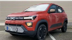 Brick red Gebraucht 2024 Dacia Spring Extreme Kleinwagen | 17.889 € (Fairer Preis)