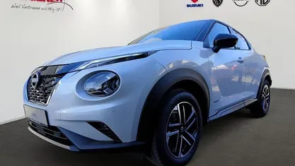 Pearl white Gebraucht 2024 Nissan Juke N-Connecta SUV | 25.990 € (Fairer Preis)