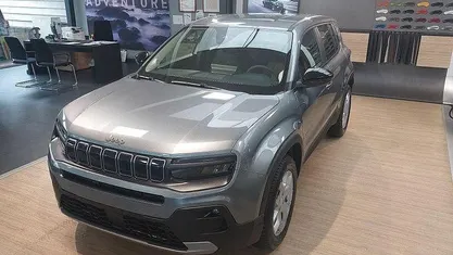 Neu Jeep Avenger Altitude 101 PS (74 kW) 2025 Grau SUV