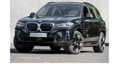 Gebraucht BMW iX3 Performance 210 kW (286 PS) 2023 Schwarz SUV