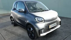 Grau Gebraucht 2022 Smart ForTwo Electric Drive Passion Limousine | 14.388 € (Fairer Preis)