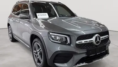Gebraucht Mercedes GLB200 AMG line 150 PS (110 kW) 2023 Mountaingrau metallic SUV
