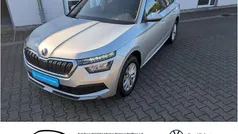 Brilliantsilber metallic Gebraucht 2023 Skoda Kamiq Ambition SUV | 19.430 € (Guter Preis)