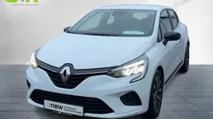 Weiß Gebraucht 2024 Renault Clio V Equilibre Limousine | 14.960 € (Superpreis)