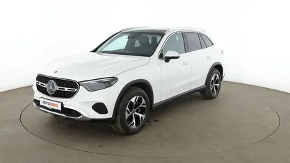 Gebraucht Mercedes GLC300e 136 PS (100 kW) 2023 Weiß SUV
