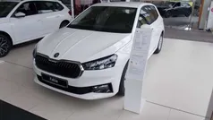 Candy weiß Neu 2024 Skoda Fabia Selection Limousine | 19.990 € (Fairer Preis)