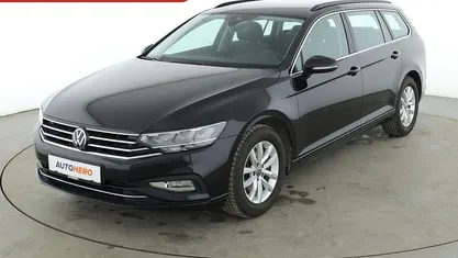 Gebraucht VW Passat Business 150 PS (110 kW) 2023 Schwarz Kombi