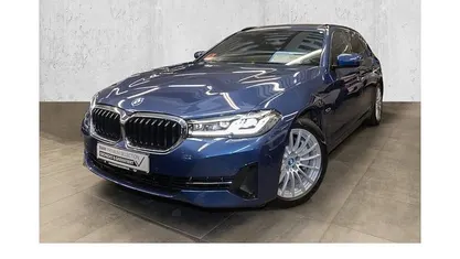 Gebraucht BMW 530e iPerformance 292 PS (214 kW) 2022 Blau Kombi