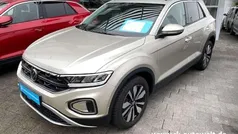 Gebraucht 2023 VW T-Roc Move SUV | 29.498 € (Fairer Preis)