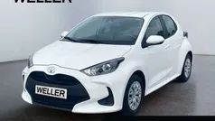 Weiss Gebraucht 2022 Toyota Yaris Comfort Kleinwagen | 14.990 € (Fairer Preis)