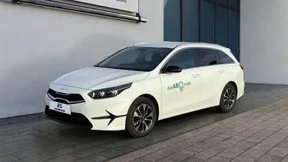 Gebraucht 2025 Kia Ceed Sportswagon Kombi | 20.750 € (Superpreis)