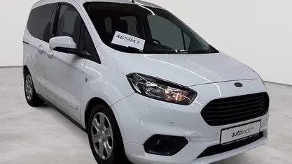 Gebraucht Ford Tourneo Courier Trend 101 PS (74 kW) 2021 Van / Kleinbus