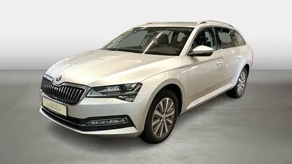 Gebraucht 2022 Skoda Superb Style Kombi | 19.420 € (Guter Preis)