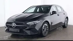 Kosmosschwarz Gebraucht 2023 Mercedes A180 Progressive Limousine | 27.950 € (Fairer Preis)