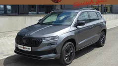 Blackmagic perleffekt Neu 2025 Skoda Karoq SportLine SUV | 36.990 € (Fairer Preis)