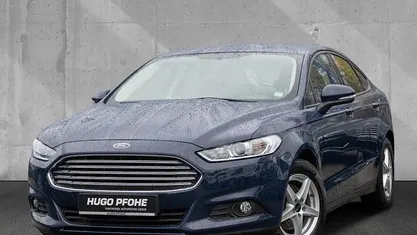 Blau Gebraucht 2015 Ford Mondeo Trend Limousine | 11.700 € (Guter Preis)